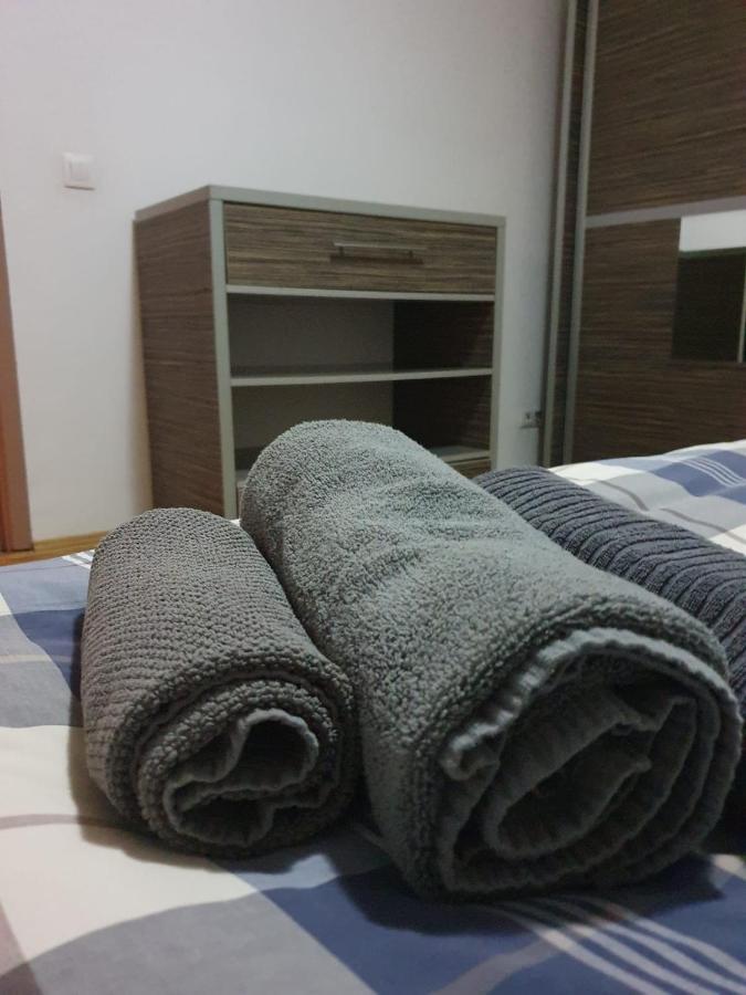 Cismigiu Garden Apartment Bukarest Eksteriør billede