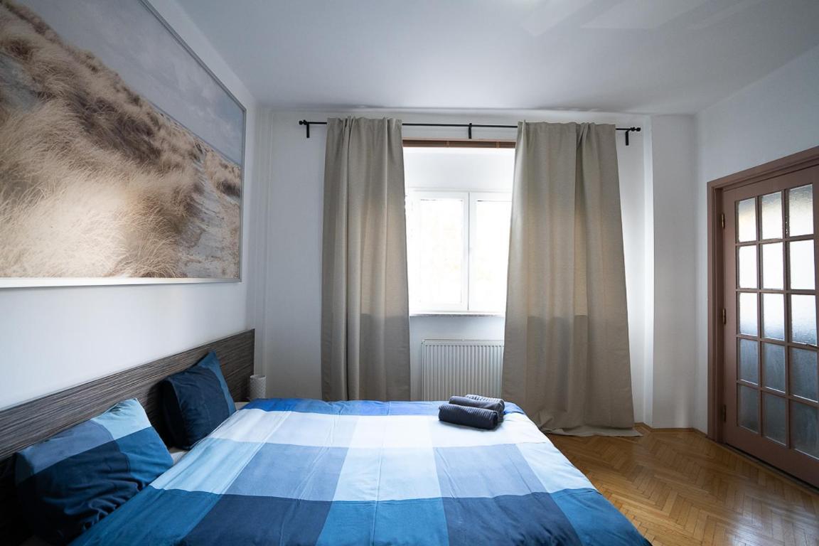 Cismigiu Garden Apartment Bukarest Eksteriør billede